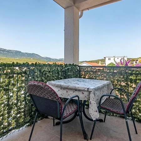With A Parking Space Jelsa, Hvar - 134 Apartament *