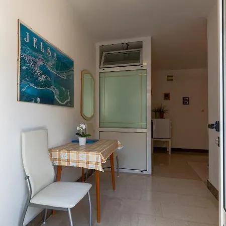 Apartamento With Parking Space Jelsa, Hvar - 134